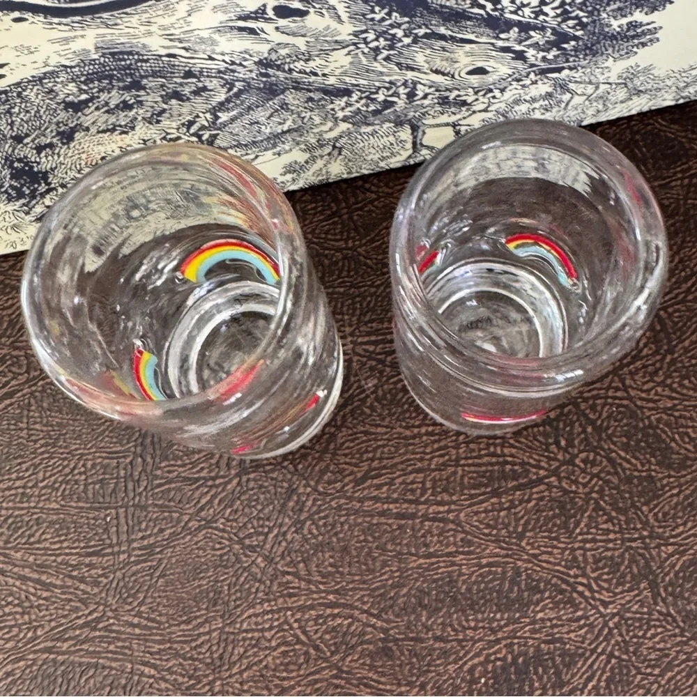 Anthropologie icon shot glass rainbows set